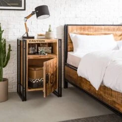 Table De Chevet Iron -Wenko Soldes Boutique 1000104114 200407 07013700002 MOOD DETAILS P000000001000104114 mood