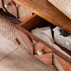 Banc D’entrée Yao -Wenko Soldes Boutique 1000145299 190605 11063200002 GALLERYIMAGES P000000001000145299