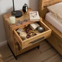 Table De Chevet Woodson -Wenko Soldes Boutique 1000361878 220624 023 MOOD DETAILS P000000001000361878 mood