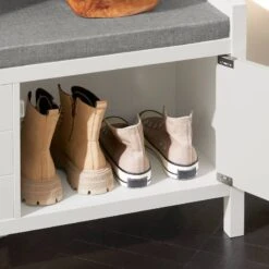 Banc De Rangement à Chaussures FSR63-SCH -Wenko Soldes Boutique 111c8c27536341399a0ca771a3927f64