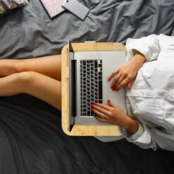 Support Pour Ordinateur Portable En Bleu -Wenko Soldes Boutique 1c2c800a9f3849698ad6a339f94a086f