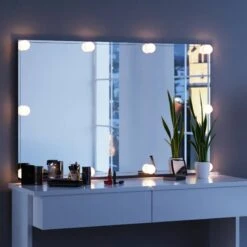 Coiffeuse Azuravec Miroir Et LED -Wenko Soldes Boutique 35af01753ca44080a3c19692bb1df5ff